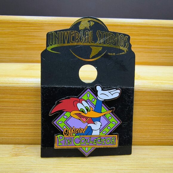 Universal Studios Woody Woodpecker Official Pin Collector Enamel Metal Pin Vtg - Picture 1 of 5